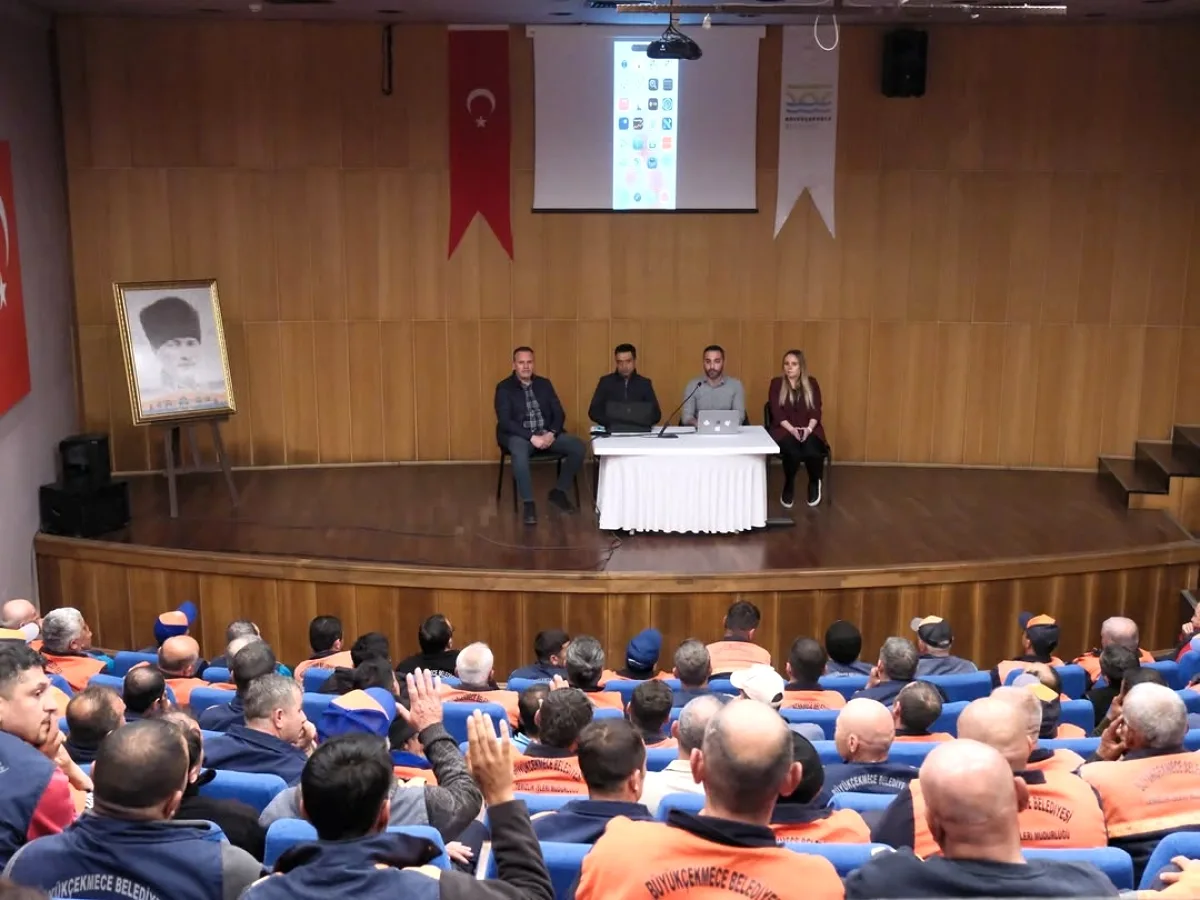 Büyükçekmece'de Sokak Temizliği Artık Anlık Takip Ediliyor Büyükçekmece'de Sokak Temizliği Artık Anlık Takip Ediliyor