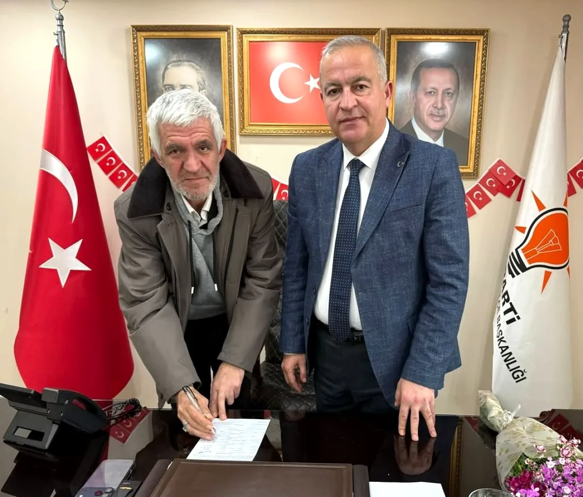 Gaziosmanpaşa'da Medya Sahibi AK Parti'ye Katıldı Gaziosmanpaşa'da Medya Sahibi AK Parti'ye Katıldı