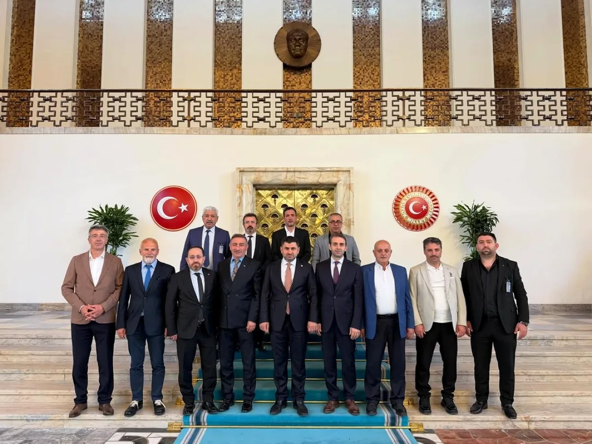 AK Partili Çelik, İSPA DER Heyeti ile Bakan Kacır'ı Ziyaret Etti AK Partili Çelik, İSPA DER Heyeti ile Bakan Kacır'ı Ziyaret Etti