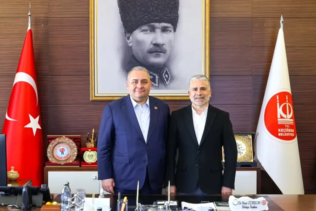 Kırşehirliler Vakfı Başkan Adayı, CHP'li Özarslan'ı Ziyaret Etti Kırşehirliler Vakfı Başkan Adayı, CHP'li Özarslan'ı Ziyaret Etti