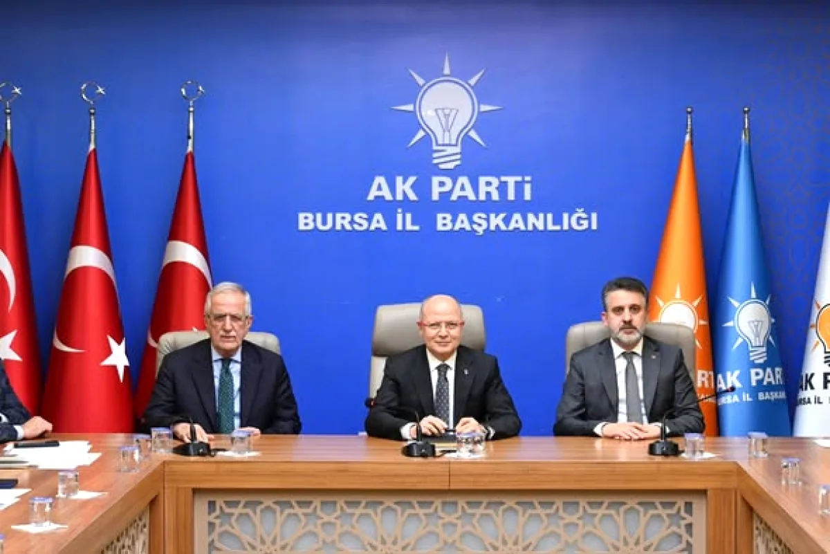AK Parti'li Aydın'dan Duygusal Vefa Mesajı: 1980'lerden Muş Hatırası AK Parti'li Aydın'dan Duygusal Vefa Mesajı: 1980'lerden Muş Hatırası
