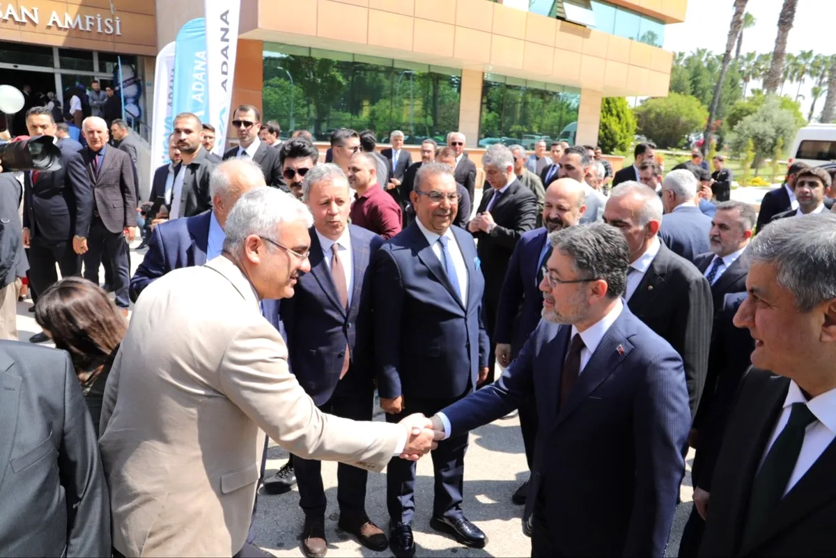 Adana'da Gençler İçin İhtisas Akademi Kapılarını Açtı Adana'da Gençler İçin İhtisas Akademi Kapılarını Açtı