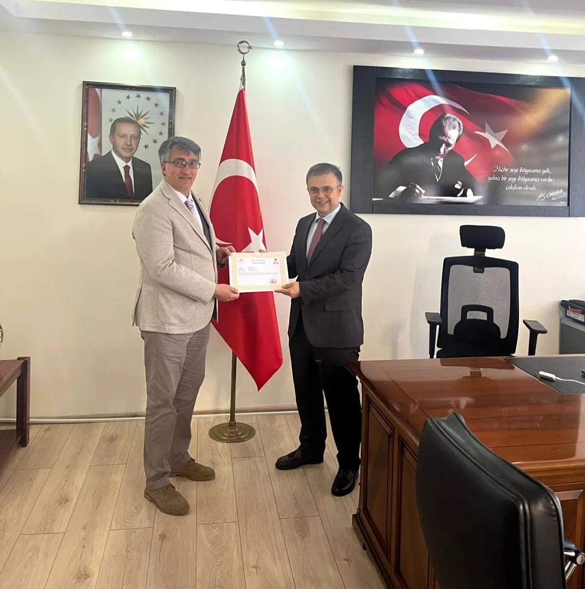 Kestel'de Nüfus Müdürlüğü Personeline Başarı Belgeleri Kestel'de Nüfus Müdürlüğü Personeline Başarı Belgeleri