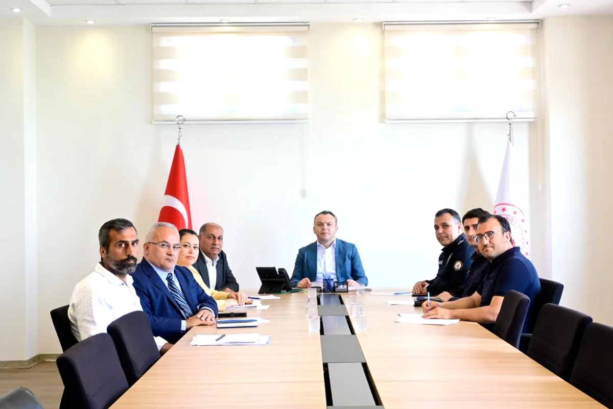 Yumurtalık'ta 19 Mayıs Hazırlıkları Başladı: İlk Toplantı Yapıldı Yumurtalık'ta 19 Mayıs Hazırlıkları Başladı: İlk Toplantı Yapıldı