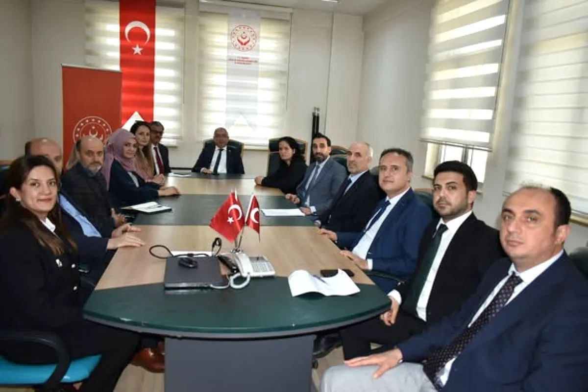 Bursa'da Aile Odaklı Sosyal Hizmetler Değerlendirildi Bursa'da Aile Odaklı Sosyal Hizmetler Değerlendirildi