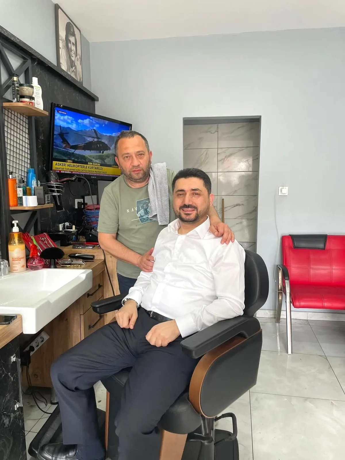 AK Parti Bağcılar İlçe Başkanlığı Fatih Mahallesi'nde Esnaf Ziyareti AK Parti Bağcılar İlçe Başkanlığı Fatih Mahallesi'nde Esnaf Ziyareti