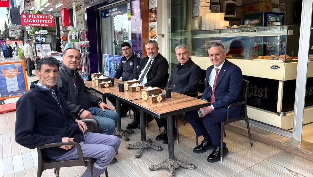 Üsküdar Kaymakamı Kısıklı'da Metro İstasyonunu İnceledi Üsküdar Kaymakamı Kısıklı'da Metro İstasyonunu İnceledi