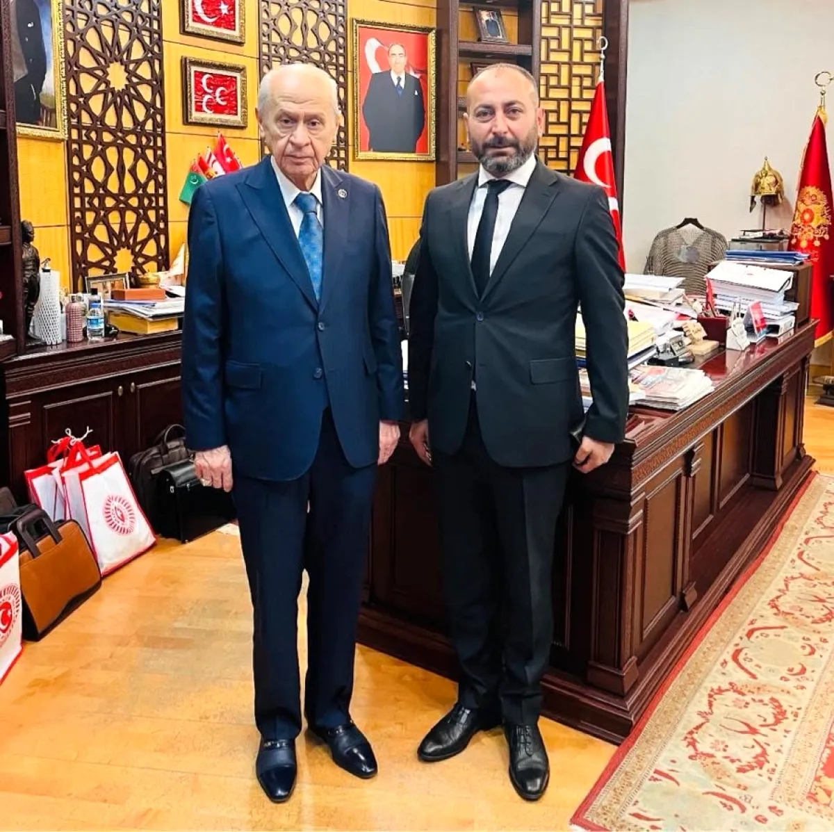MHP'de Sultanbeyli'de Yeni Dönem: Muharrem Akyüz İlçe Başkanı Oldu MHP'de Sultanbeyli'de Yeni Dönem: Muharrem Akyüz İlçe Başkanı Oldu