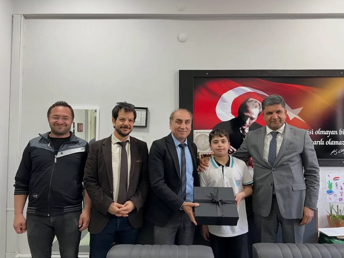 Çınarcık'ta Yeşilay Yarışmasında İki Birincilik Çınarcık'ta Yeşilay Yarışmasında İki Birincilik