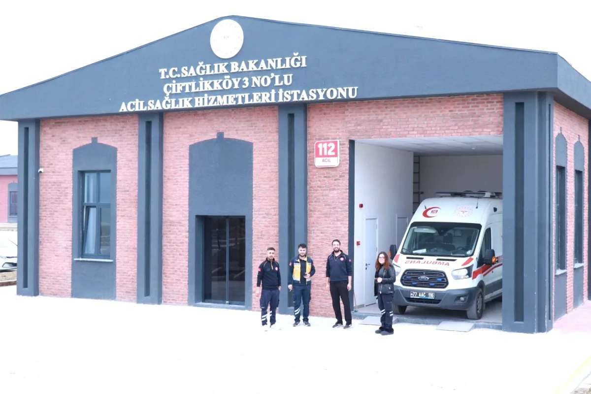 Yalova OSB'de 7/24 Acil Sağlık Hizmeti: 15 Köy ve Otoyol Güvende Yalova OSB'de 7/24 Acil Sağlık Hizmeti: 15 Köy ve Otoyol Güvende