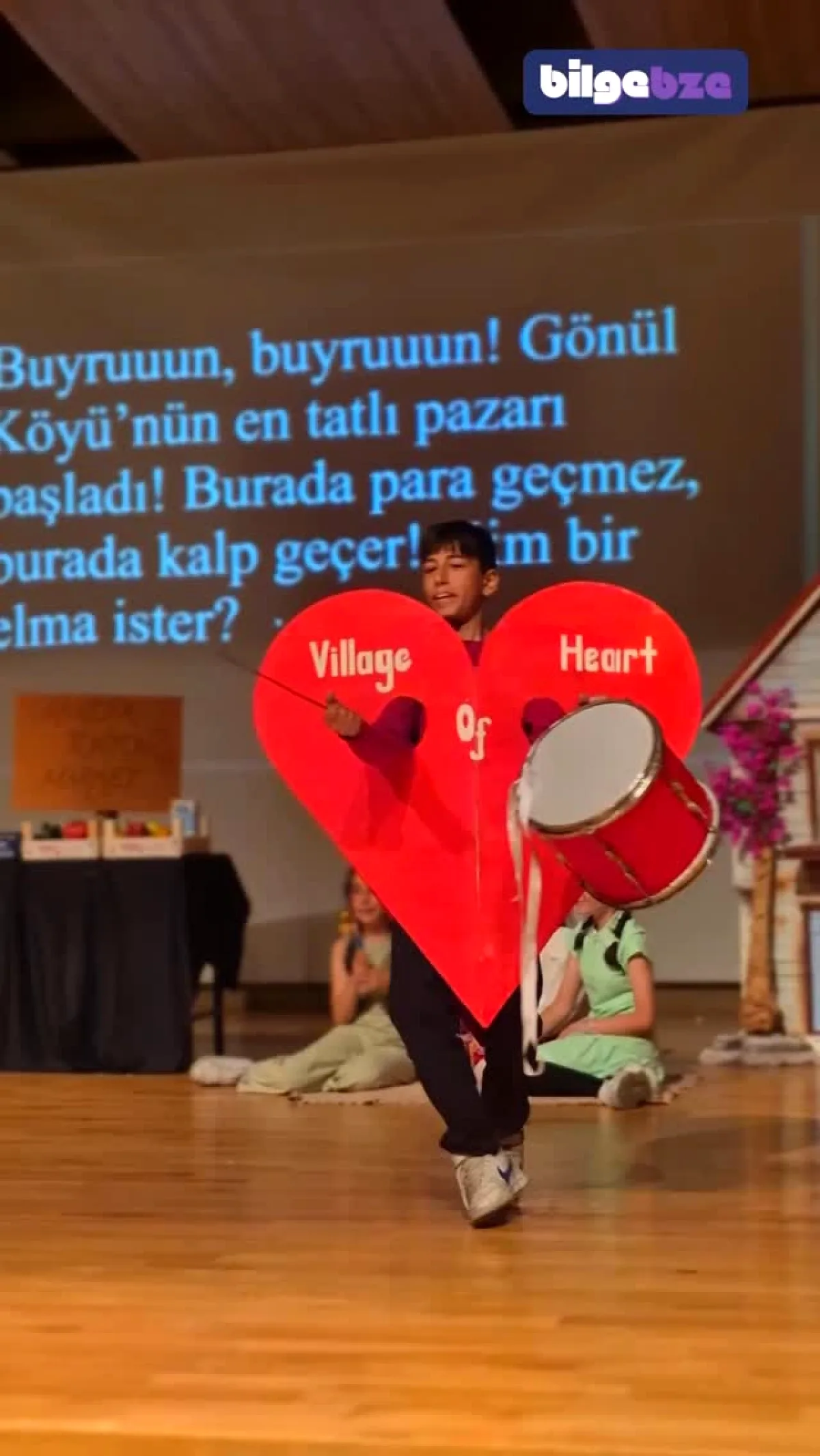 Gebze'de İngilizce Tiyatro Yarışması Elemeleri Sahne Heyecanı Gebze'de İngilizce Tiyatro Yarışması Elemeleri Sahne Heyecanı