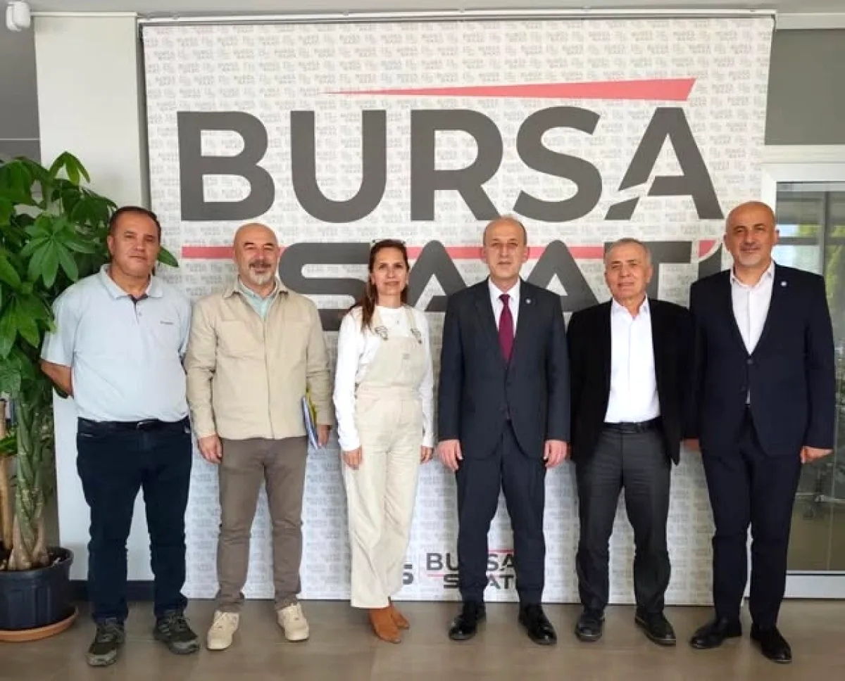 İYİ Parti Bursa İl Başkanı İsmail Kaya, Bursa Saati'nde Gündemi Değerlendirdi İYİ Parti Bursa İl Başkanı İsmail Kaya, Bursa Saati'nde Gündemi Değerlendirdi