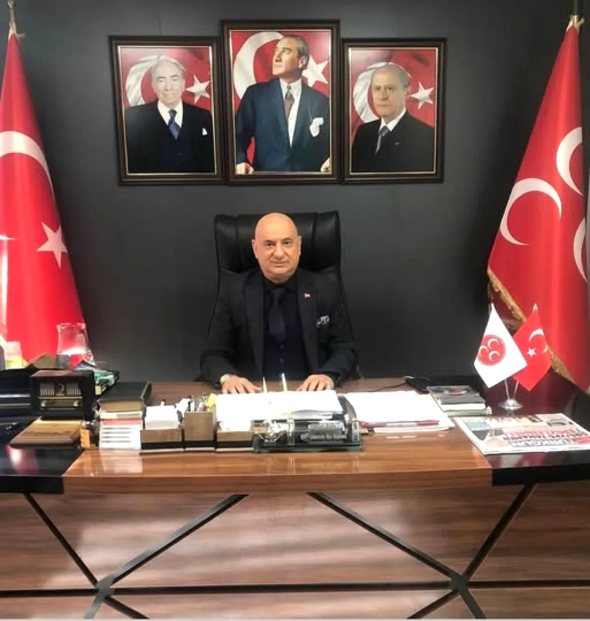 MHP Çukurova'dan 1 Mayıs Mesajı: "Emek Ülkenin Temel Taşıdır" MHP Çukurova'dan 1 Mayıs Mesajı: "Emek Ülkenin Temel Taşıdır"