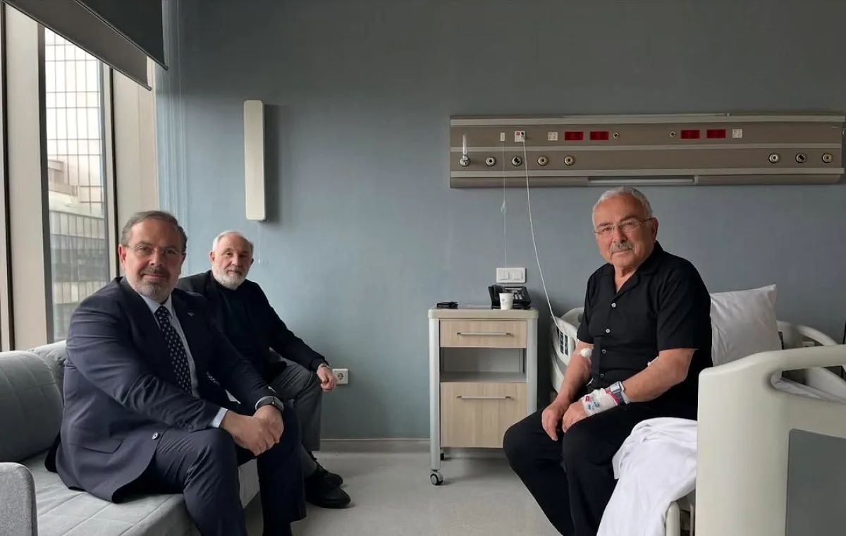 AK Parti Milletvekili Dalkılıç'tan Başkan Güler'e Geçmiş Olsun Ziyareti AK Parti Milletvekili Dalkılıç'tan Başkan Güler'e Geçmiş Olsun Ziyareti