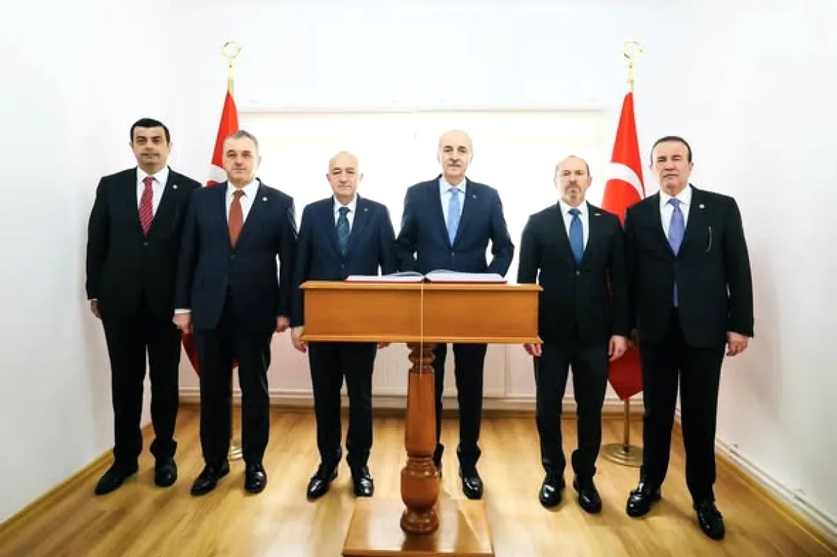 CHP'li Demir'den Bükreş Büyükelçiliği Ziyareti CHP'li Demir'den Bükreş Büyükelçiliği Ziyareti
