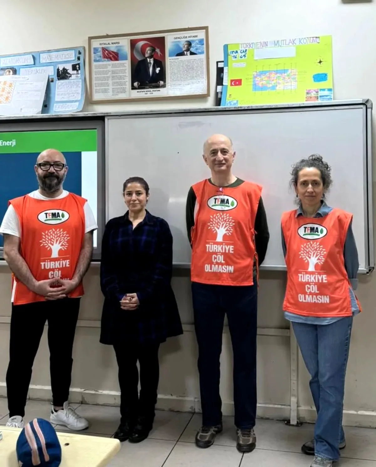 Şişli'de İklim Eğitimi: Öğrenciler Geleceğe Hazırlanıyor Şişli'de İklim Eğitimi: Öğrenciler Geleceğe Hazırlanıyor