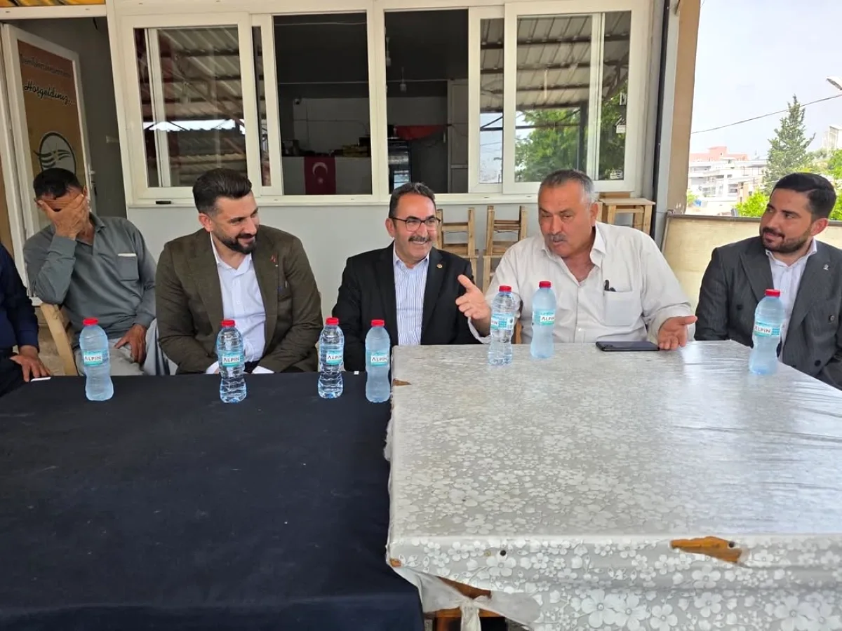 Çukurova'da Çiftçi Ziyareti: Eski Milletvekili Doğru Sahada Çukurova'da Çiftçi Ziyareti: Eski Milletvekili Doğru Sahada