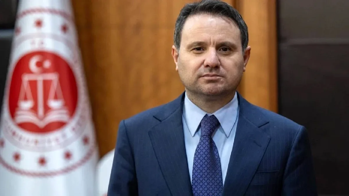 Adalet Bakanı Gürlek: "Yeni Belge Gelirse Sonuna Kadar Gideriz" Adalet Bakanı Gürlek: "Yeni Belge Gelirse Sonuna Kadar Gideriz"