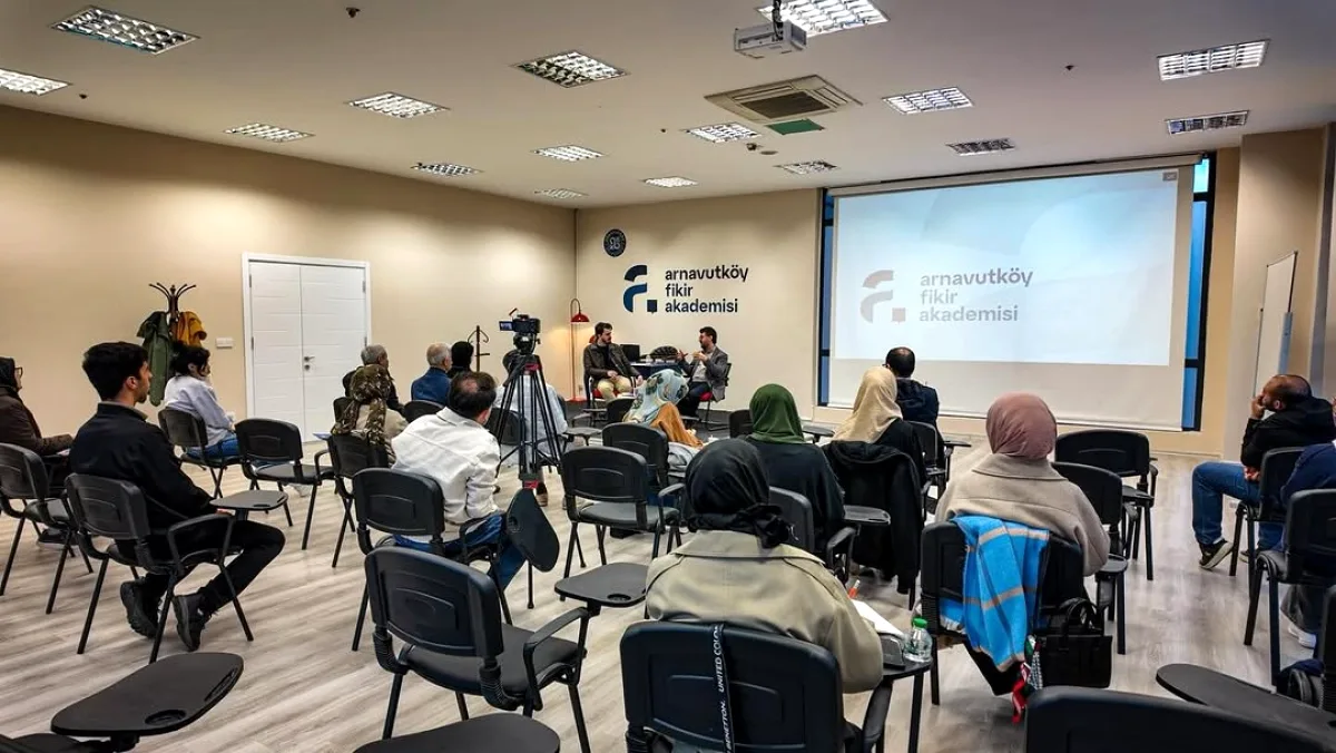 Arnavutköy'de Tefekkür Okulu: Klasikler Günümüzle Buluşuyor Arnavutköy'de Tefekkür Okulu: Klasikler Günümüzle Buluşuyor