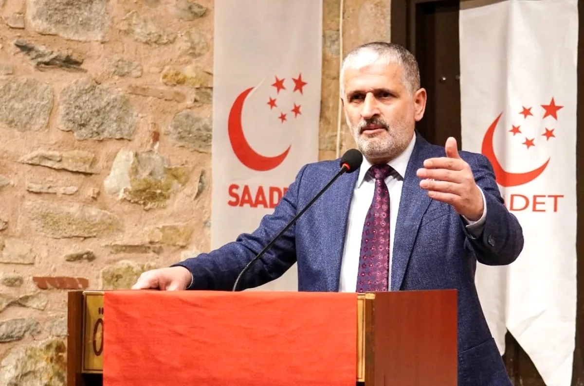 Saadet Partisi Bursa İl Divan Toplantısı Gerçekleştirildi Saadet Partisi Bursa İl Divan Toplantısı Gerçekleştirildi