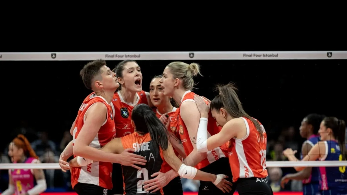 Eczacıbaşı Dynavit, Scandicci'yi 3-2 Yenerek Şampiyonlar Ligi Finalinde Eczacıbaşı Dynavit, Scandicci'yi 3-2 Yenerek Şampiyonlar Ligi Finalinde