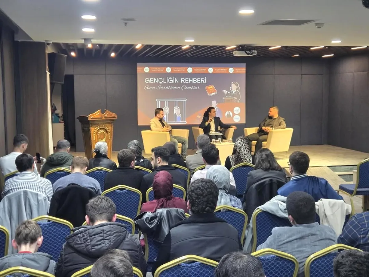 AK Parti Milletvekili Durgut, Ümraniye Gençlik Kolları ile SSÇ Projelerini Görüştü AK Parti Milletvekili Durgut, Ümraniye Gençlik Kolları ile SSÇ Projelerini Görüştü