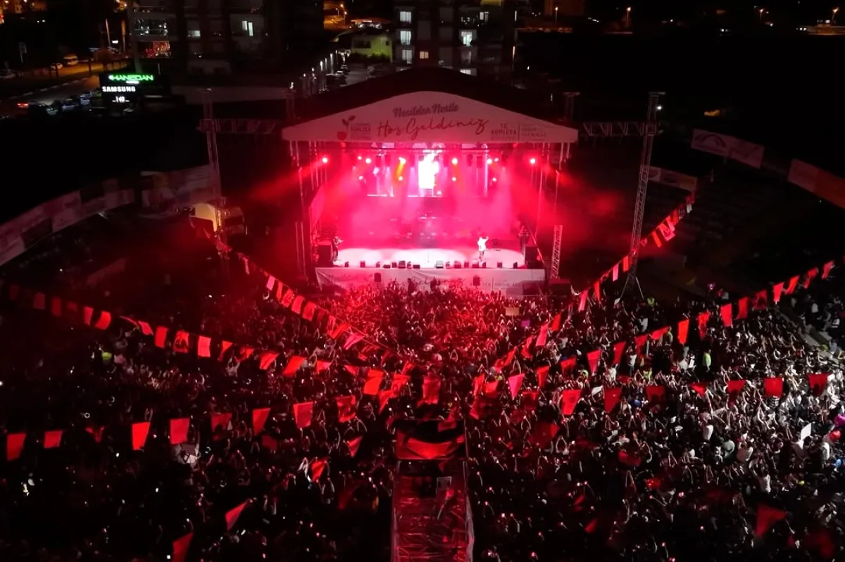 Kumluca'da 27. Tarım Festivali Coşkulu Final Konseriyle Sona Erdi Kumluca'da 27. Tarım Festivali Coşkulu Final Konseriyle Sona Erdi