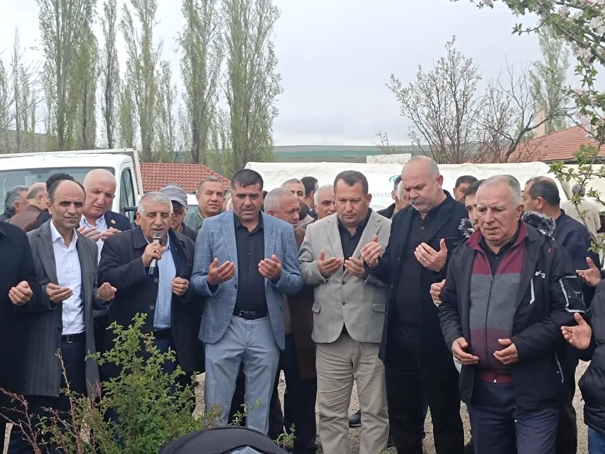 MHP Polatlı'dan Haymana Evliyafakı'na Yağmur Duası Ziyareti MHP Polatlı'dan Haymana Evliyafakı'na Yağmur Duası Ziyareti