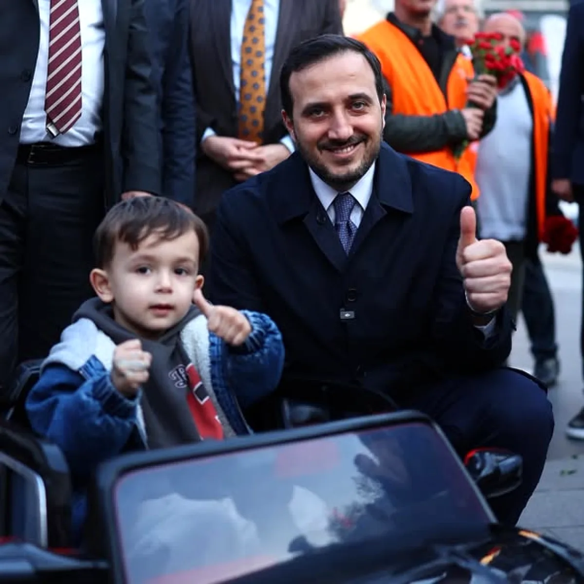 Abdullah Özdemir'den Kağıthane Esnafına Teşekkür Ziyareti Abdullah Özdemir'den Kağıthane Esnafına Teşekkür Ziyareti