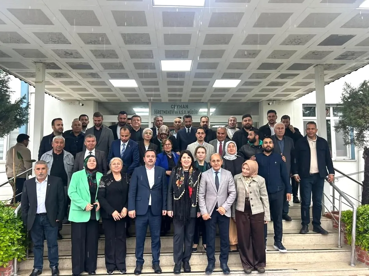 AK Parti Milletvekili Karamık, Ceyhan Teşkilatıyla Sahada Buluştu AK Parti Milletvekili Karamık, Ceyhan Teşkilatıyla Sahada Buluştu