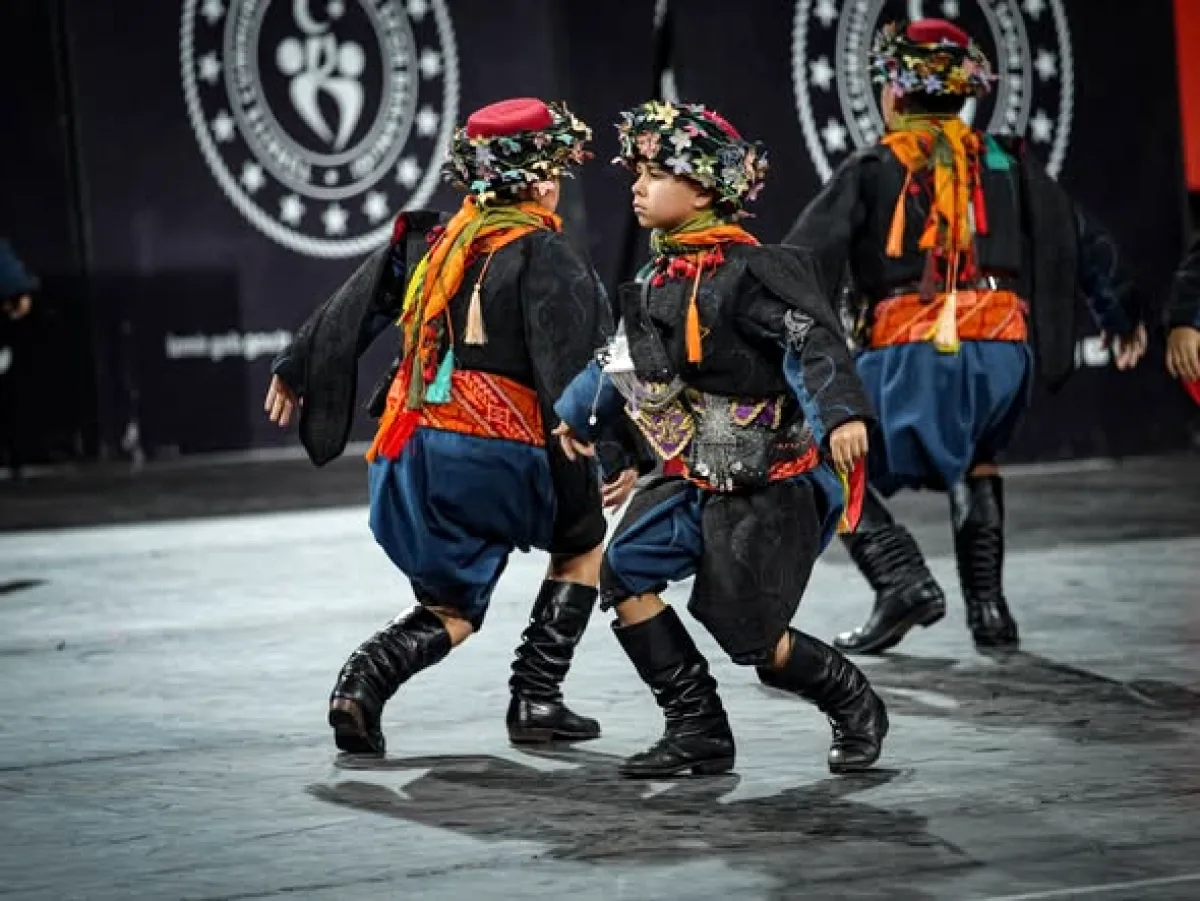 Aliağa Belediyesi Minikleri Ege Şampiyonu Oldu, Türkiye Finali Yolunda Aliağa Belediyesi Minikleri Ege Şampiyonu Oldu, Türkiye Finali Yolunda