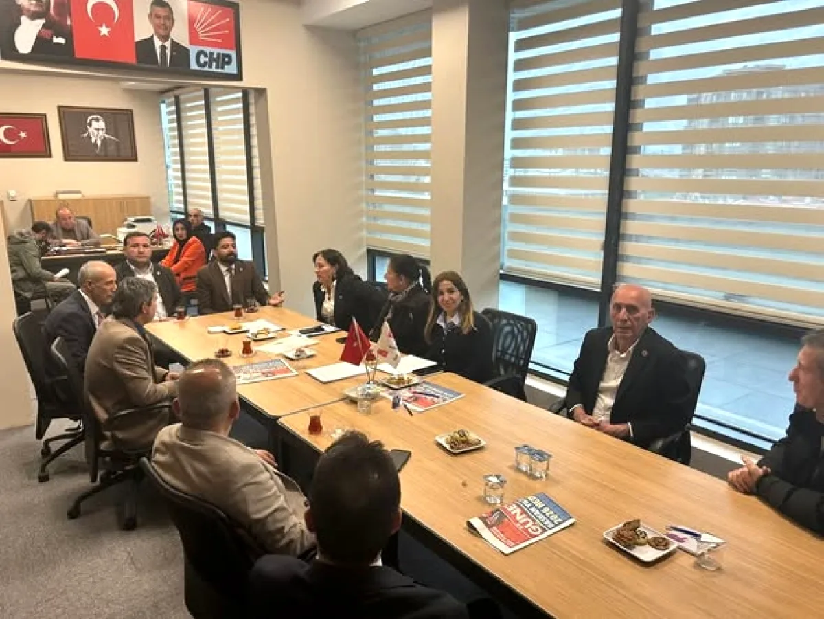 CHP ve Yeniden Refah'tan Bağcılar'da Ortak Akıl Toplantısı CHP ve Yeniden Refah'tan Bağcılar'da Ortak Akıl Toplantısı
