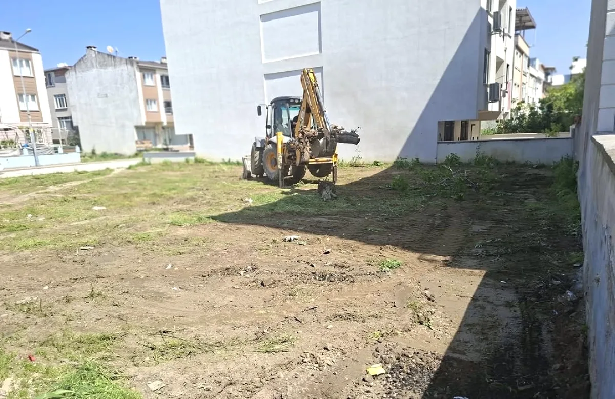 Gürsu'da 25 Noktada Arsa Temizliği: Bahar Hamlesi Başladı Gürsu'da 25 Noktada Arsa Temizliği: Bahar Hamlesi Başladı