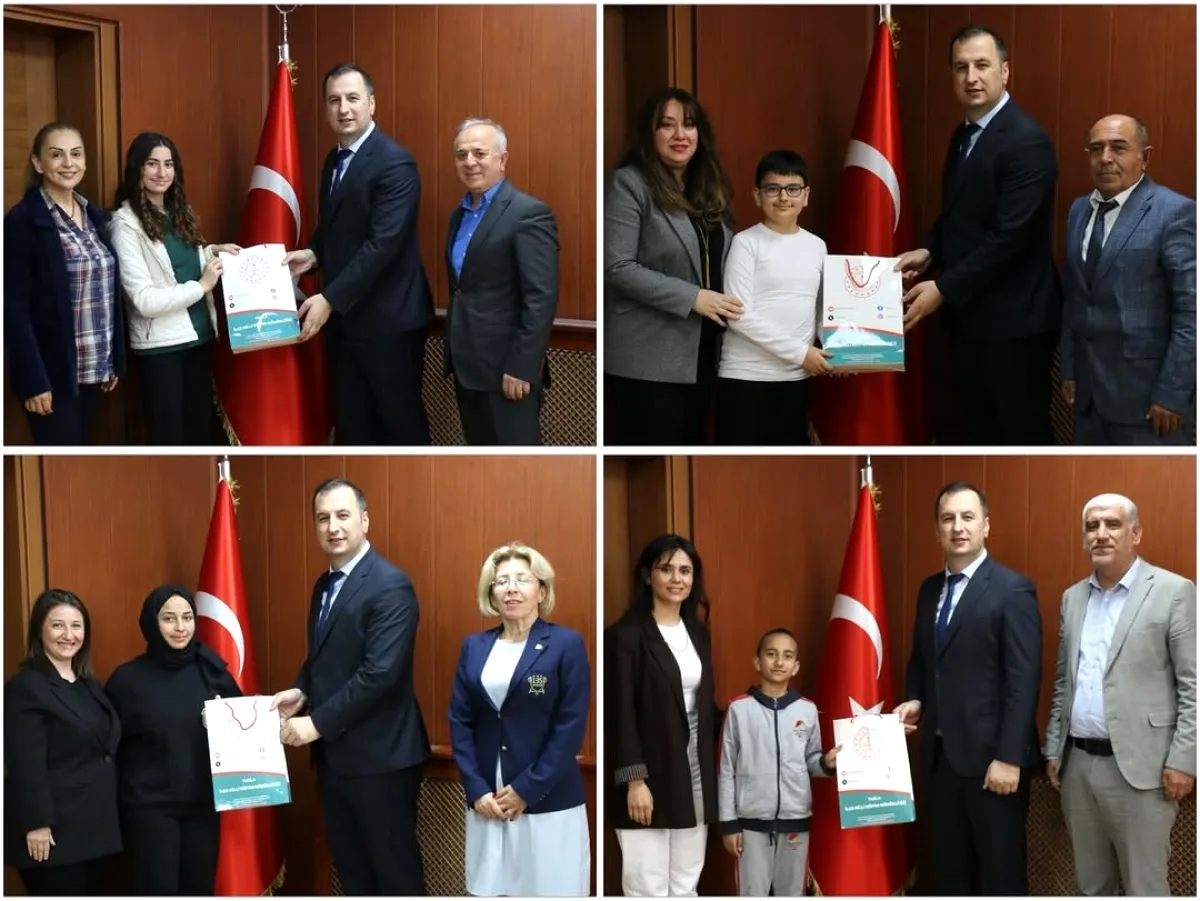 Geleceğin Yazarları Projesi'nde Tuzla Başarısı: Öğrenciler Makamda Ağırlandı Geleceğin Yazarları Projesi'nde Tuzla Başarısı: Öğrenciler Makamda Ağırlandı