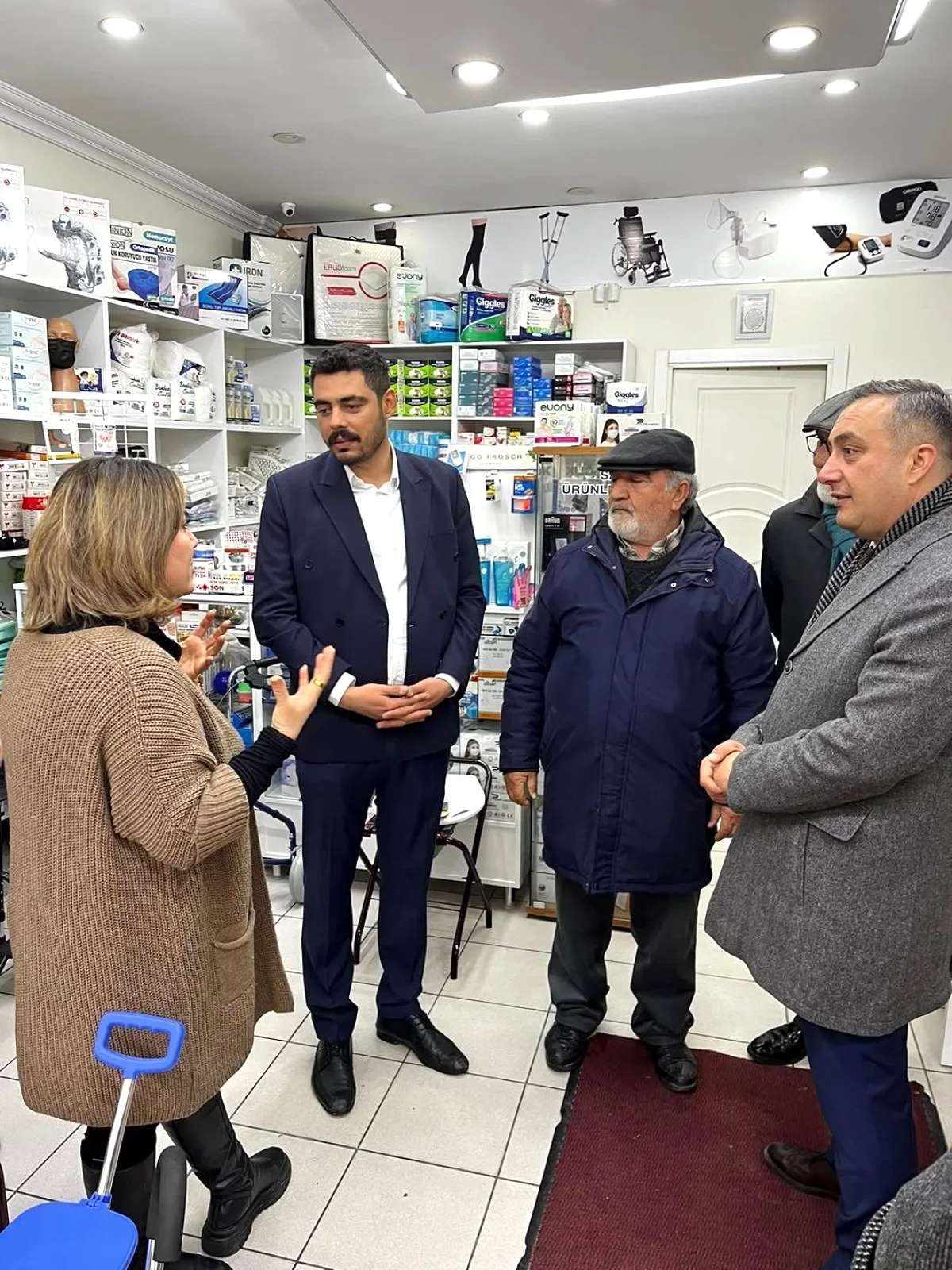 Polatlı'da CHP'nin Kapı Kapı Saha Çalışması: Vatandaşın Sorunları Dinlendi Polatlı'da CHP'nin Kapı Kapı Saha Çalışması: Vatandaşın Sorunları Dinlendi