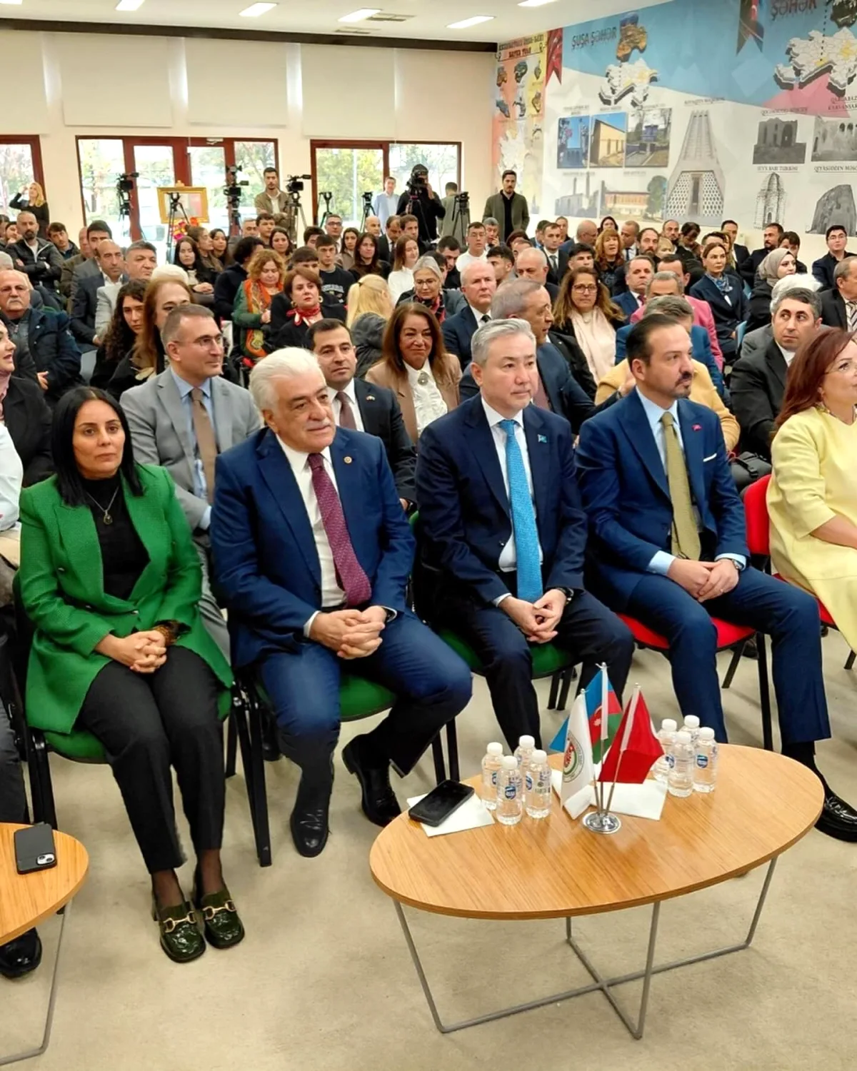 Şamil Ayrım'dan 103. Yılında Haydar Aliyev Mesajı Şamil Ayrım'dan 103. Yılında Haydar Aliyev Mesajı