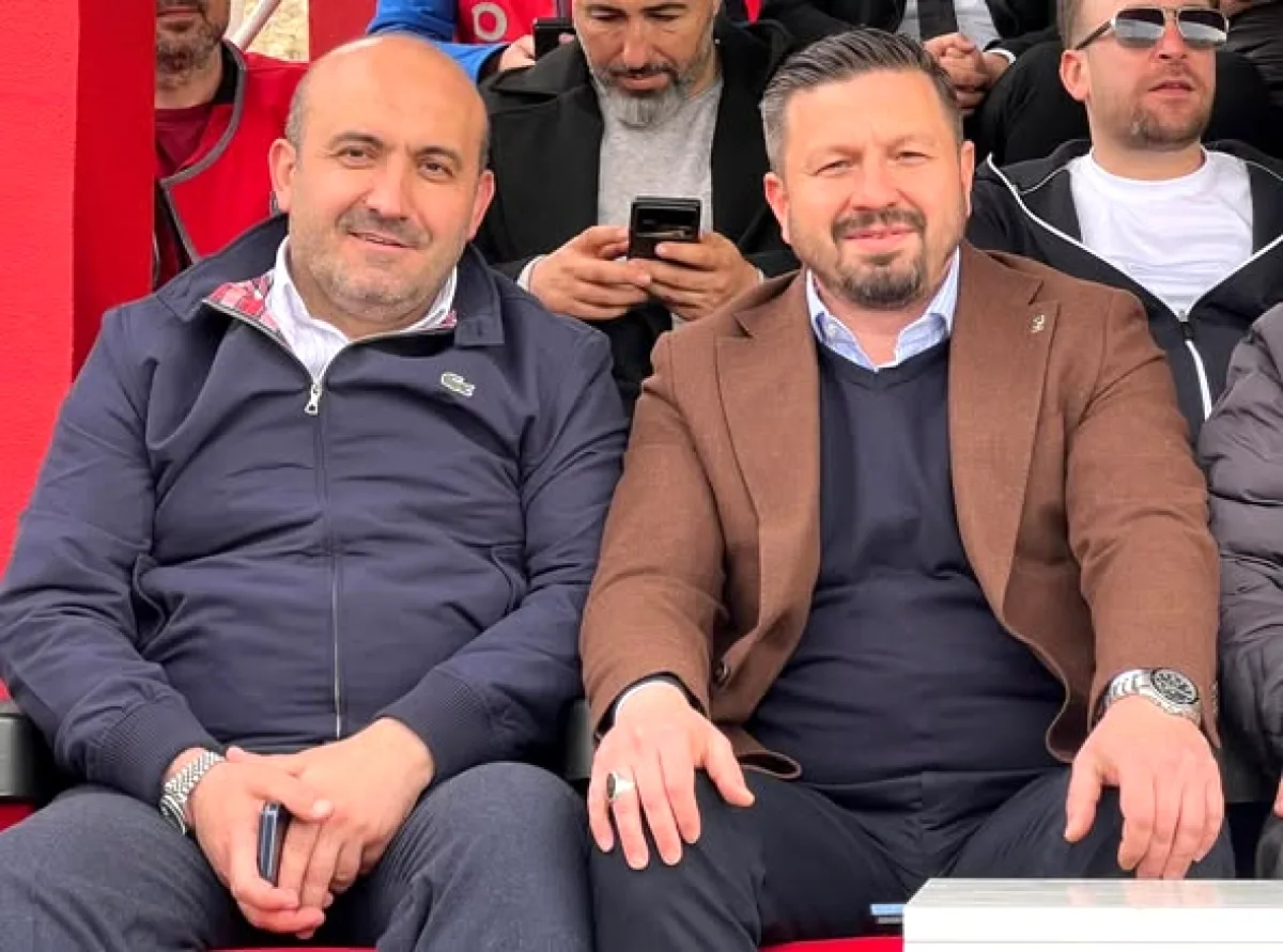 Balıkesir İl Başkanlığı'ndan Ayvalıkgücü Belediyespor'a: 2-0'lık Gurur Balıkesir İl Başkanlığı'ndan Ayvalıkgücü Belediyespor'a: 2-0'lık Gurur