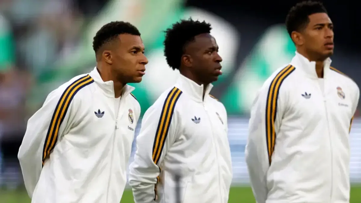 Mbappe'nin İtalya Kaçamağı Real Madrid'de Tepkiyle Karşılandı Mbappe'nin İtalya Kaçamağı Real Madrid'de Tepkiyle Karşılandı