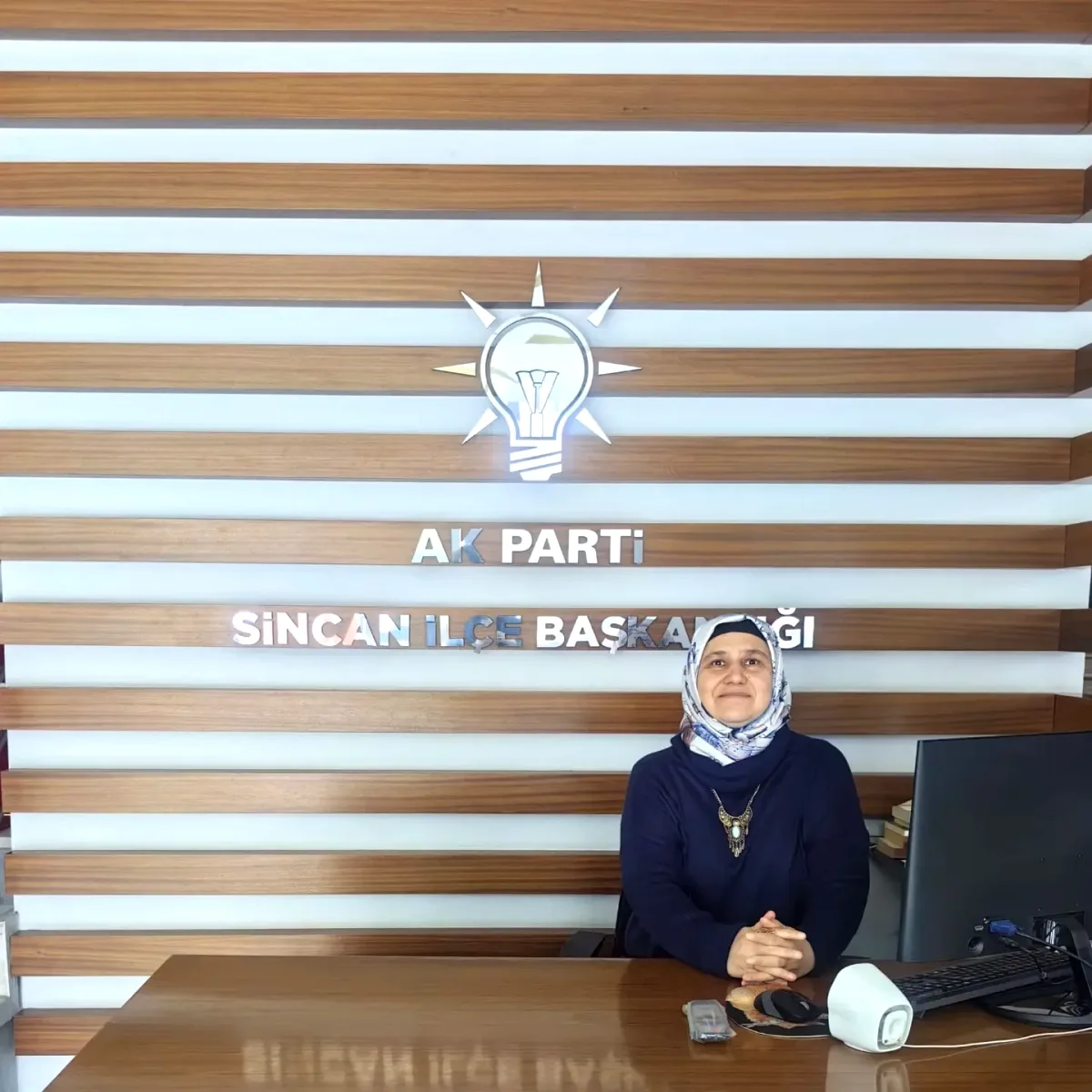 Sincan AK Parti'de Nöbet Nöbet: Fatma Aktaş'tan Vatandaşa Çay Daveti Sincan AK Parti'de Nöbet Nöbet: Fatma Aktaş'tan Vatandaşa Çay Daveti