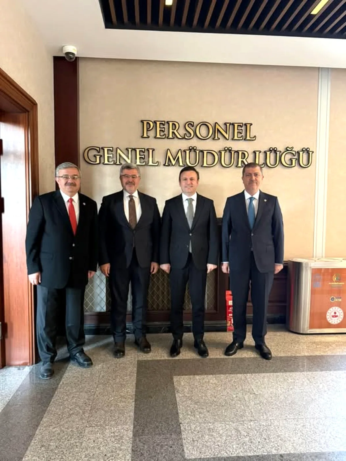Afyonkarahisar Milletvekillerinden İçişleri Bakanlığı'na Nezaket Ziyareti Afyonkarahisar Milletvekillerinden İçişleri Bakanlığı'na Nezaket Ziyareti