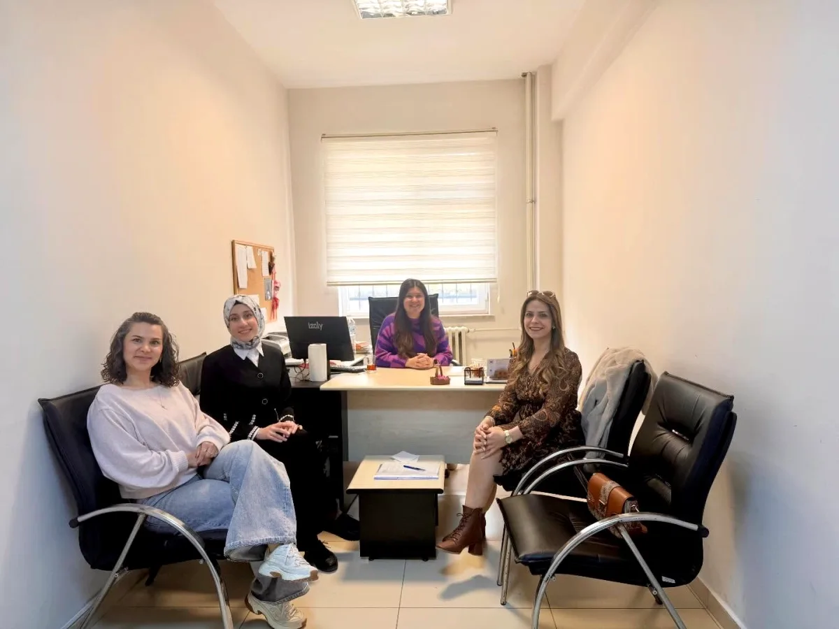 Avcılar RAM'dan Kız İmam Hatip Lisesi'ne Rehberlik Ziyareti Avcılar RAM'dan Kız İmam Hatip Lisesi'ne Rehberlik Ziyareti