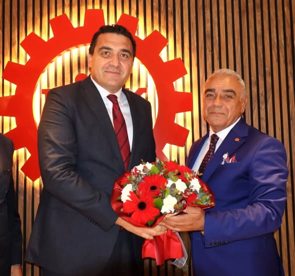 DİSK İstanbul CHP Heyetini Ağırladı DİSK İstanbul CHP Heyetini Ağırladı
