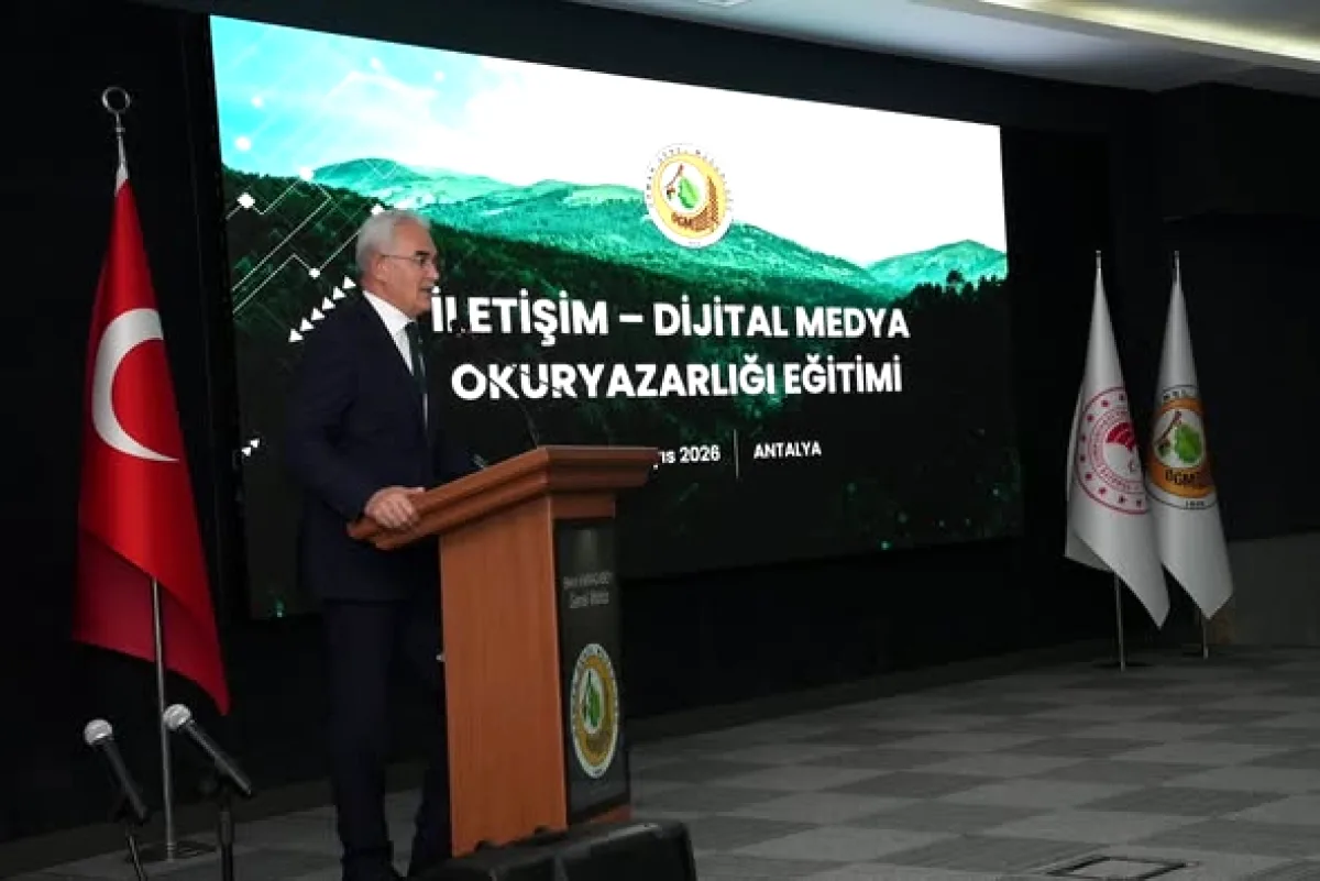 Antalya Orman Bölge Müdürlüğü'nde Dijital İletişim Eğitimi Gerçekleştirildi Antalya Orman Bölge Müdürlüğü'nde Dijital İletişim Eğitimi Gerçekleştirildi