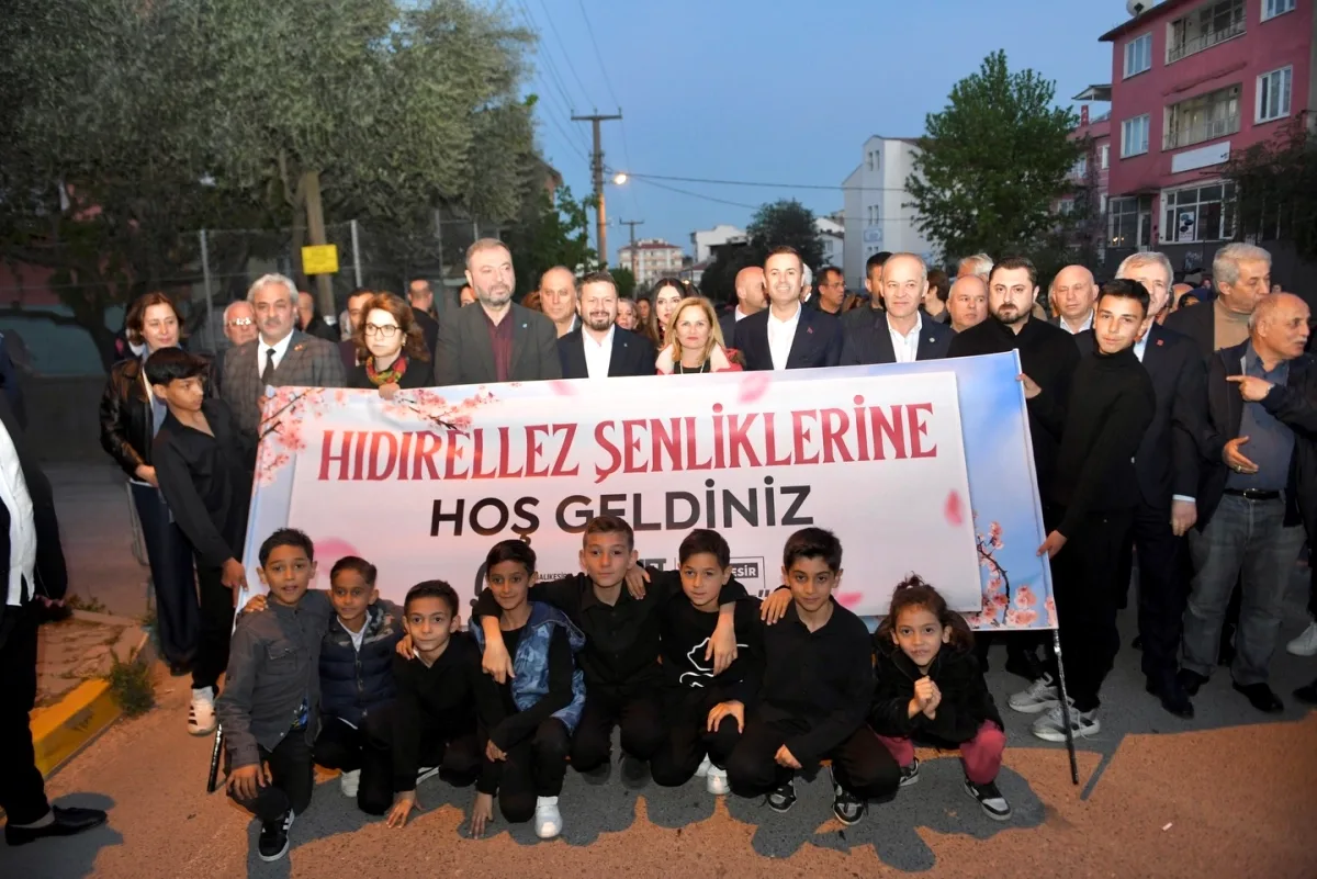Altıeylül'de Hıdırellez Coşkusu: Başkan Yardımcısı Kaplan Sabri Uğur Parkı'ndaydı Altıeylül'de Hıdırellez Coşkusu: Başkan Yardımcısı Kaplan Sabri Uğur Parkı'ndaydı