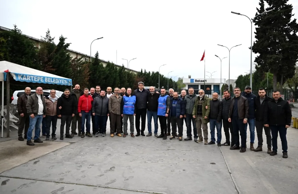 Kartepe Belediye Başkanı Grevdeki Bekaert İşçilerini Ziyaret Etti Kartepe Belediye Başkanı Grevdeki Bekaert İşçilerini Ziyaret Etti