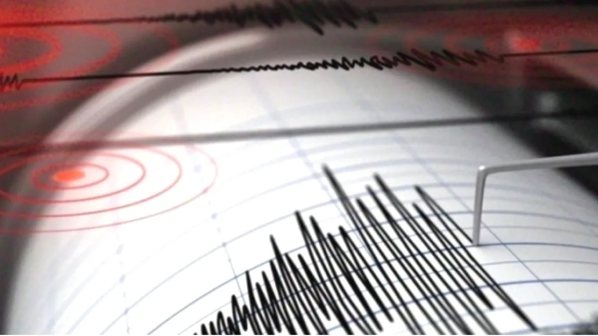 İran'da 5.0 Büyüklüğünde Deprem: Kirmanşah Sarsıldı İran'da 5.0 Büyüklüğünde Deprem: Kirmanşah Sarsıldı