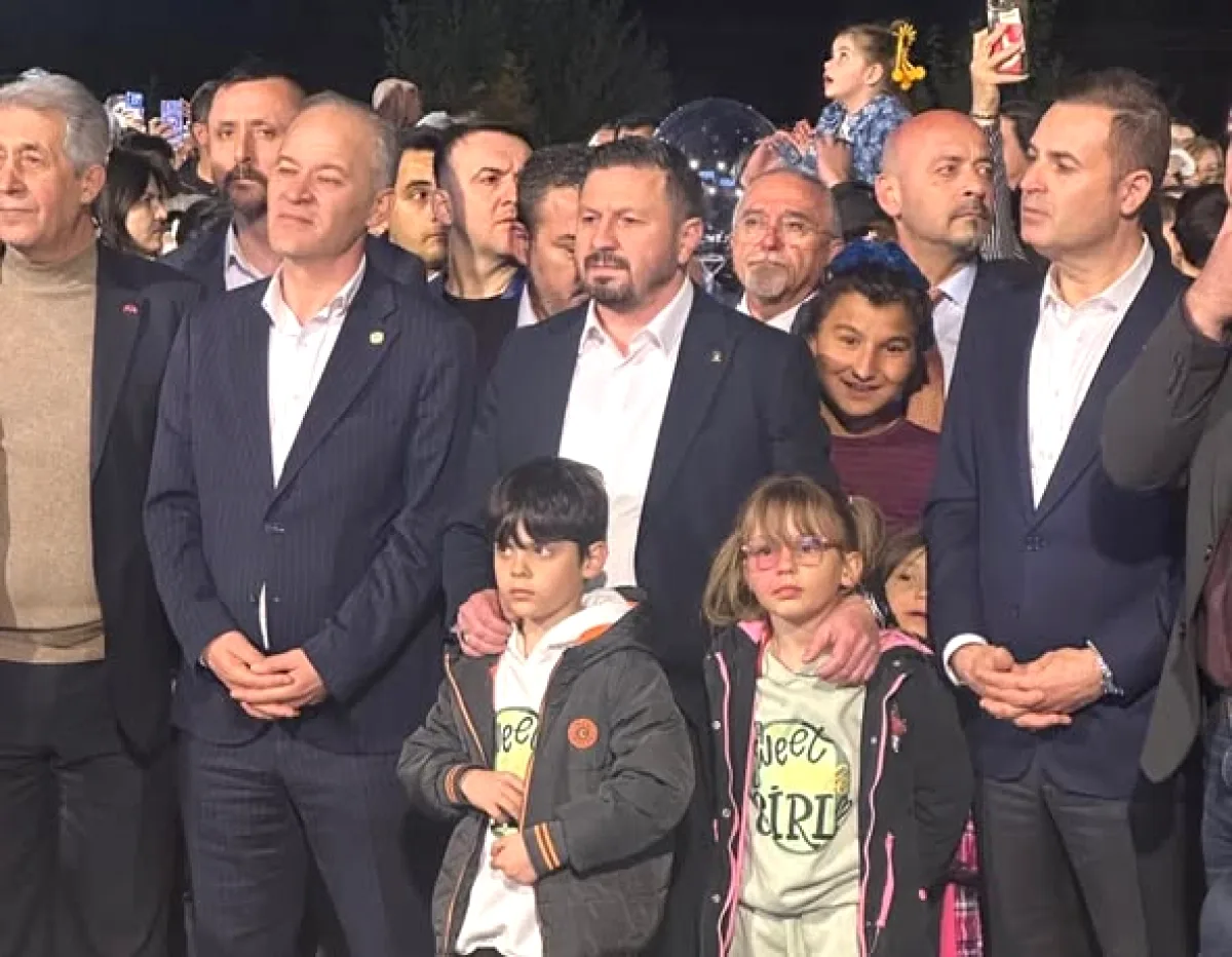 AK Parti Balıkesir'de Hıdırellez'i Kutladı AK Parti Balıkesir'de Hıdırellez'i Kutladı