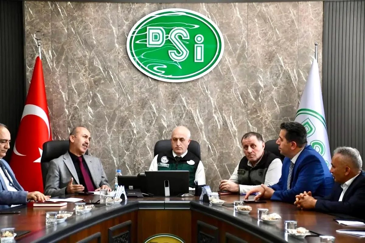 Balıkesir'de Orman Yangını Sezonu Hazırlıkları Masaya Yatırıldı Balıkesir'de Orman Yangını Sezonu Hazırlıkları Masaya Yatırıldı