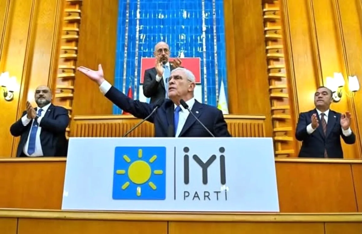 İYİ Parti Keçiören Teşkilatı TBMM'de Üst Düzey İsimlerle Buluştu İYİ Parti Keçiören Teşkilatı TBMM'de Üst Düzey İsimlerle Buluştu