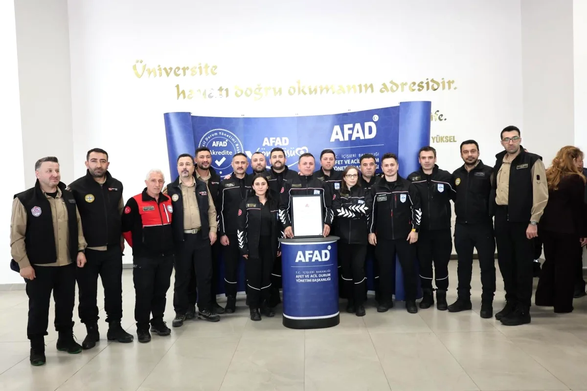 Bağcılar'da Deprem Hazırlığı: BAĞKUT 2 Ekibi AFAD Akreditasyonunu Aldı Bağcılar'da Deprem Hazırlığı: BAĞKUT 2 Ekibi AFAD Akreditasyonunu Aldı